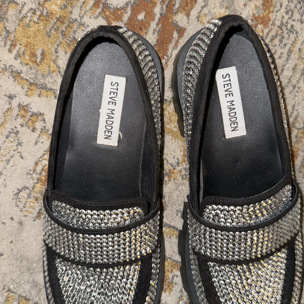 NIB Steve Madden Women's Trifecta Rhinestone Lug-Sole Tailored Loafers 7.5 - Picture 2 of 4